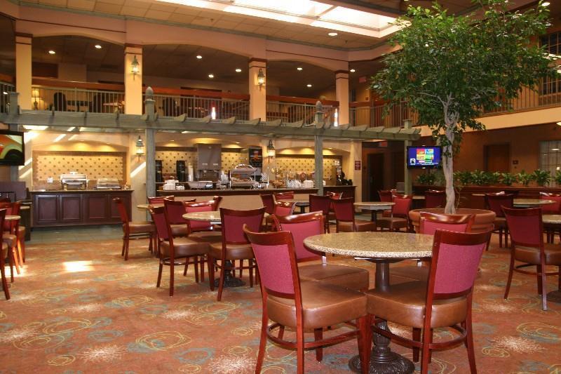 Auburn Place Hotel & Suites Кейп-Жирардо Ресторан фото
